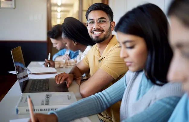 education-university-students-le